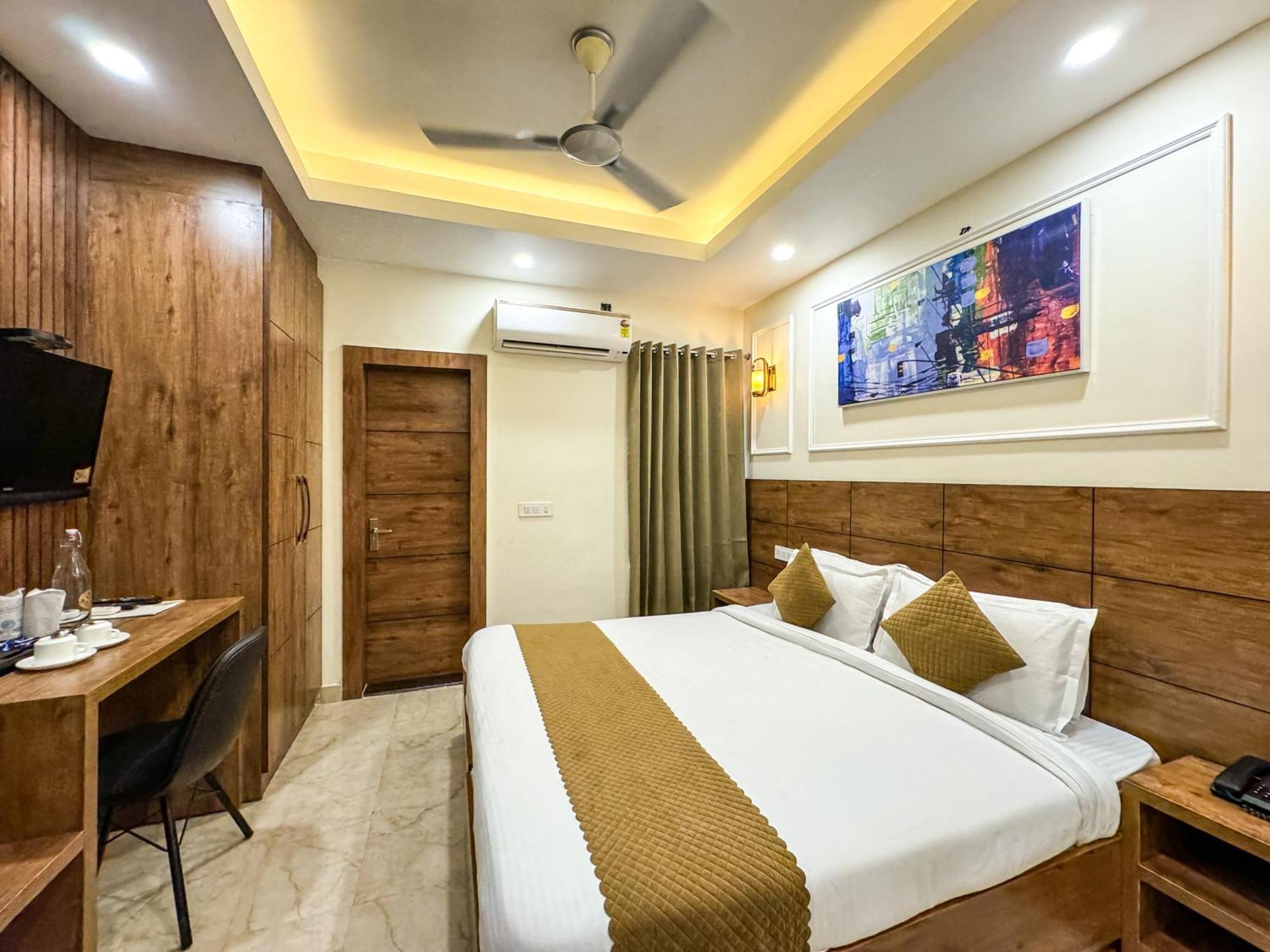 Hotel Nirvana Bliss, Behind Parmarth Niketan Rishikesh Exterior photo
