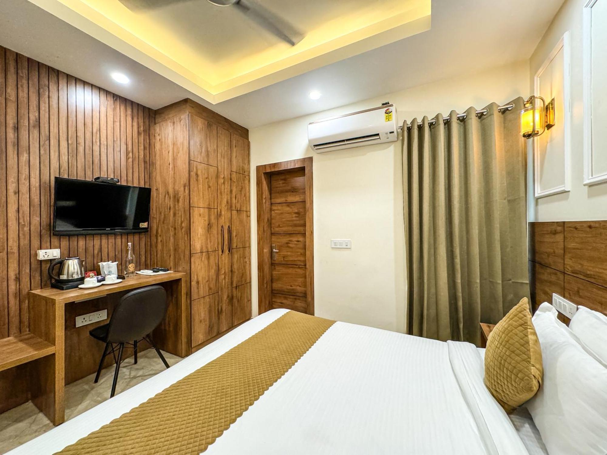 Hotel Nirvana Bliss, Behind Parmarth Niketan Rishikesh Exterior photo