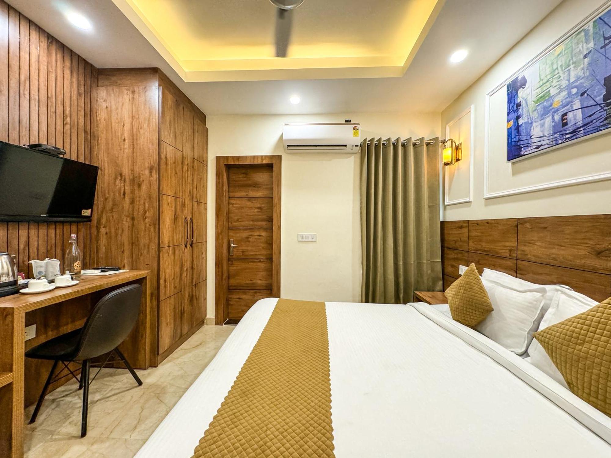 Hotel Nirvana Bliss, Behind Parmarth Niketan Rishikesh Exterior photo